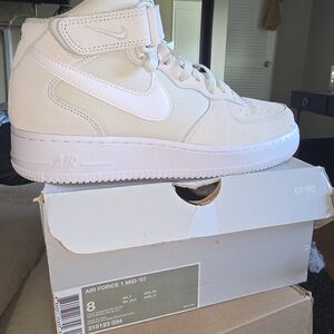 Nike Air Force 1 Mid '07 Beige High-Tops